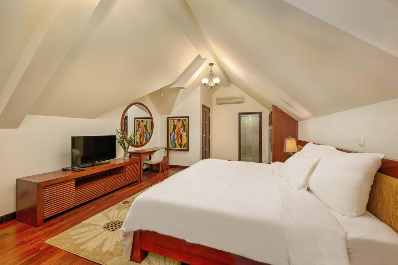 Paradise Center My Khe & Khu nghỉ mát 5*